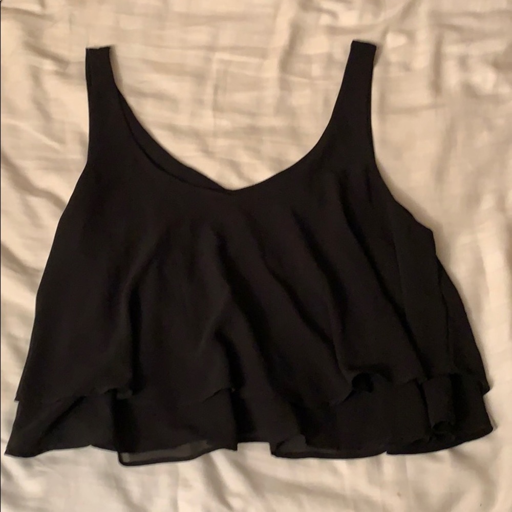 black sleeveless crop top
